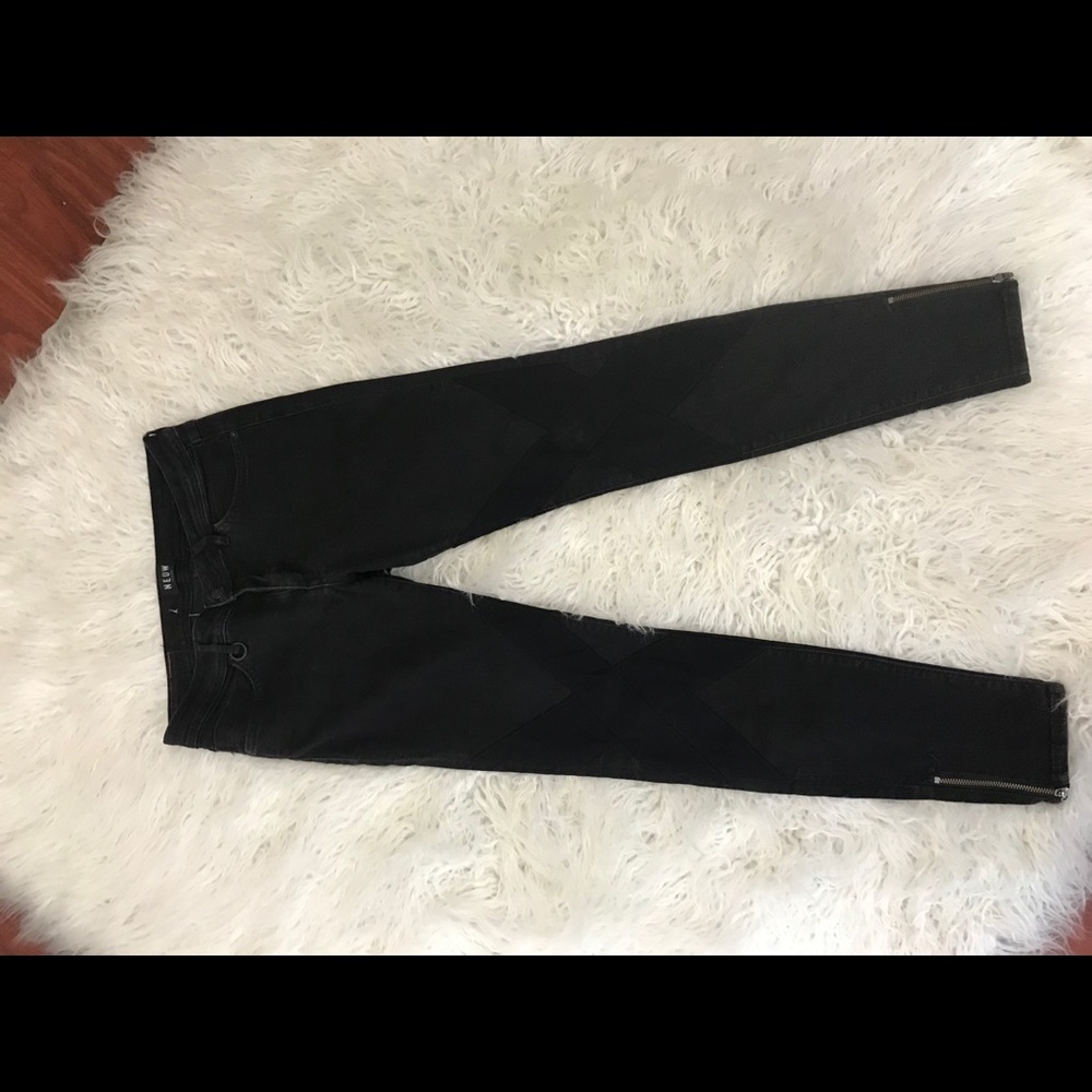 NEUW Razor Skinny Black Jeans” Size 27:32/9R